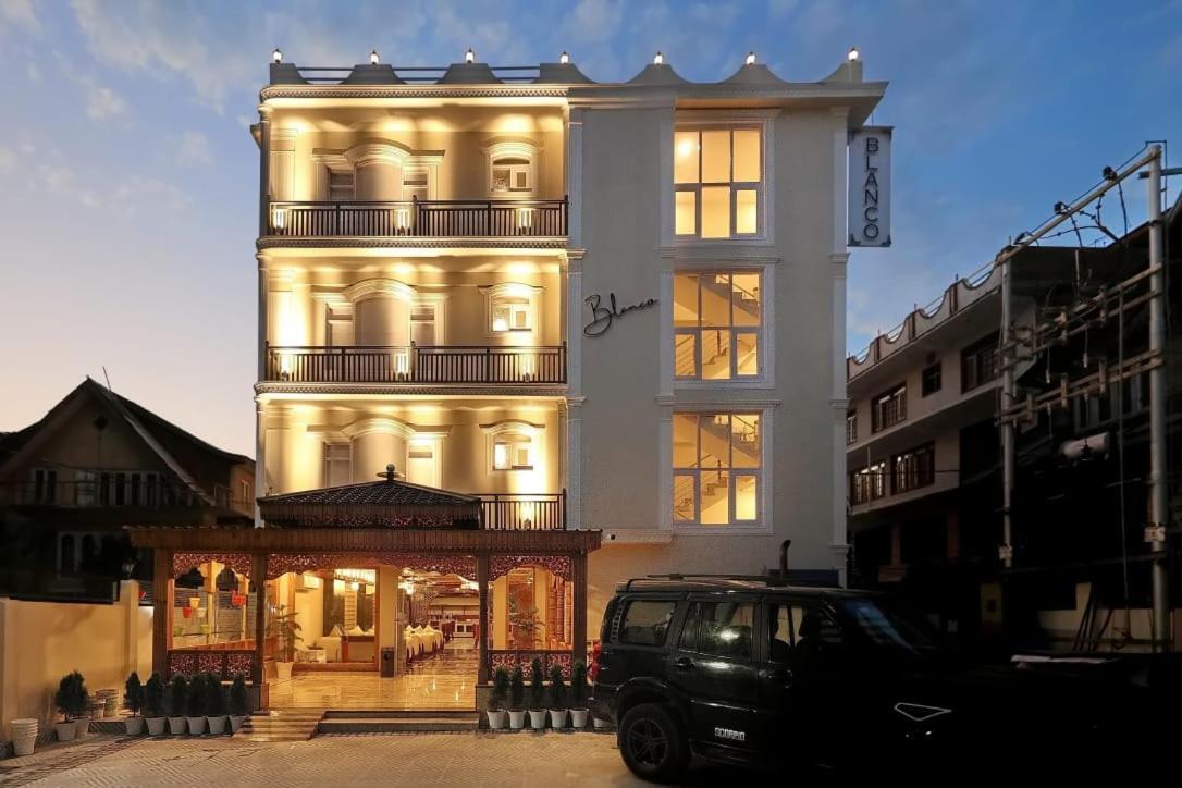 Hotel Blanco Srīnagar Dış mekan fotoğraf