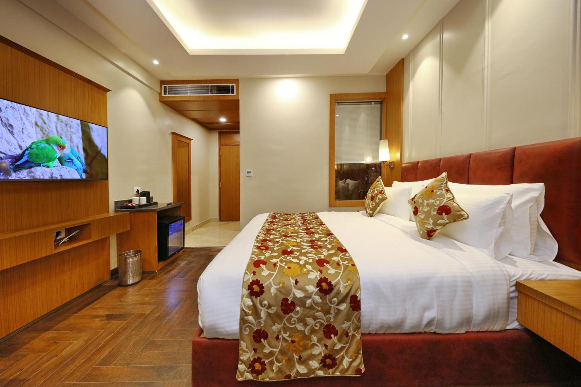 Hotel Blanco Srīnagar Dış mekan fotoğraf