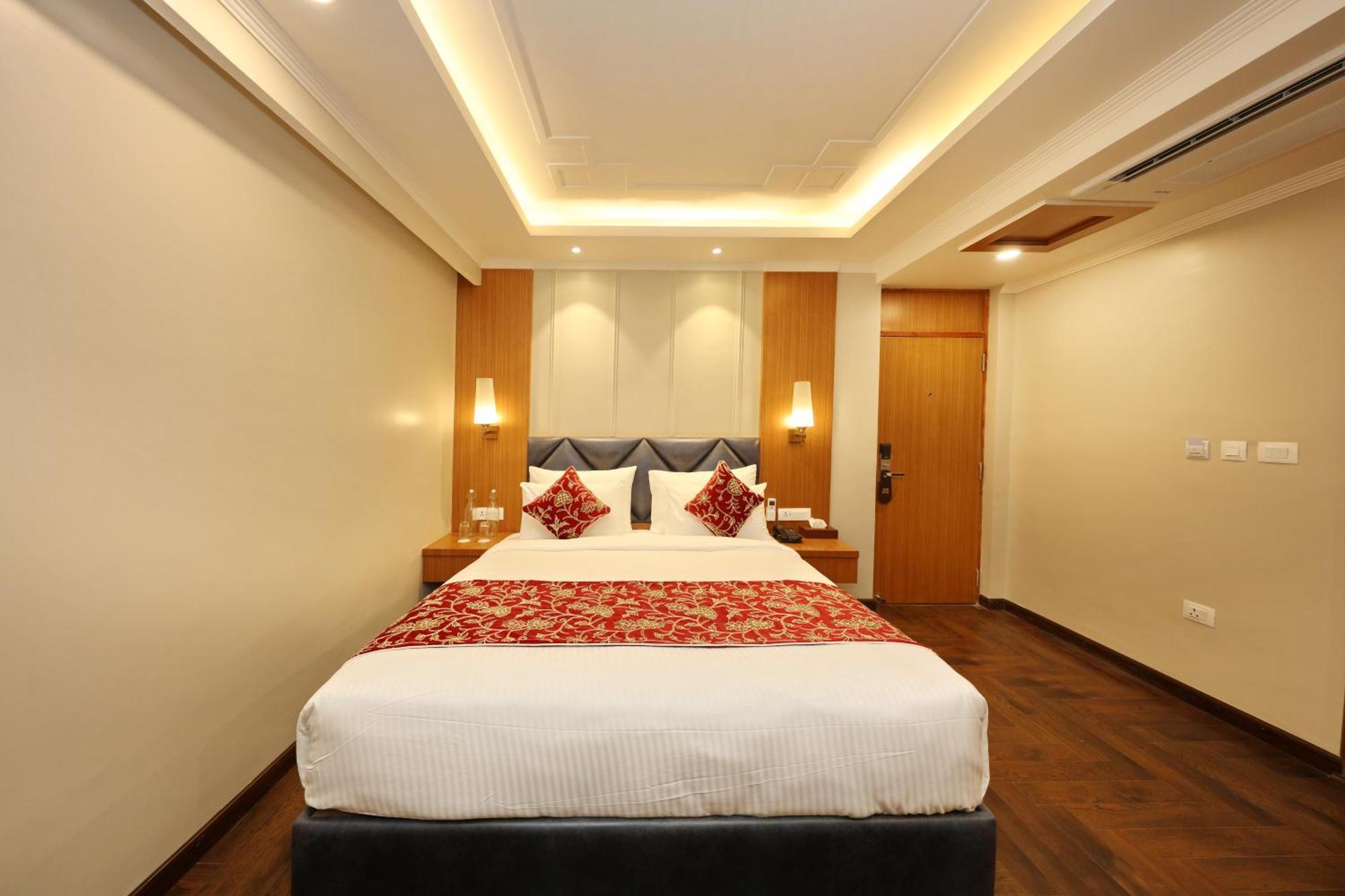 Hotel Blanco Srīnagar Dış mekan fotoğraf