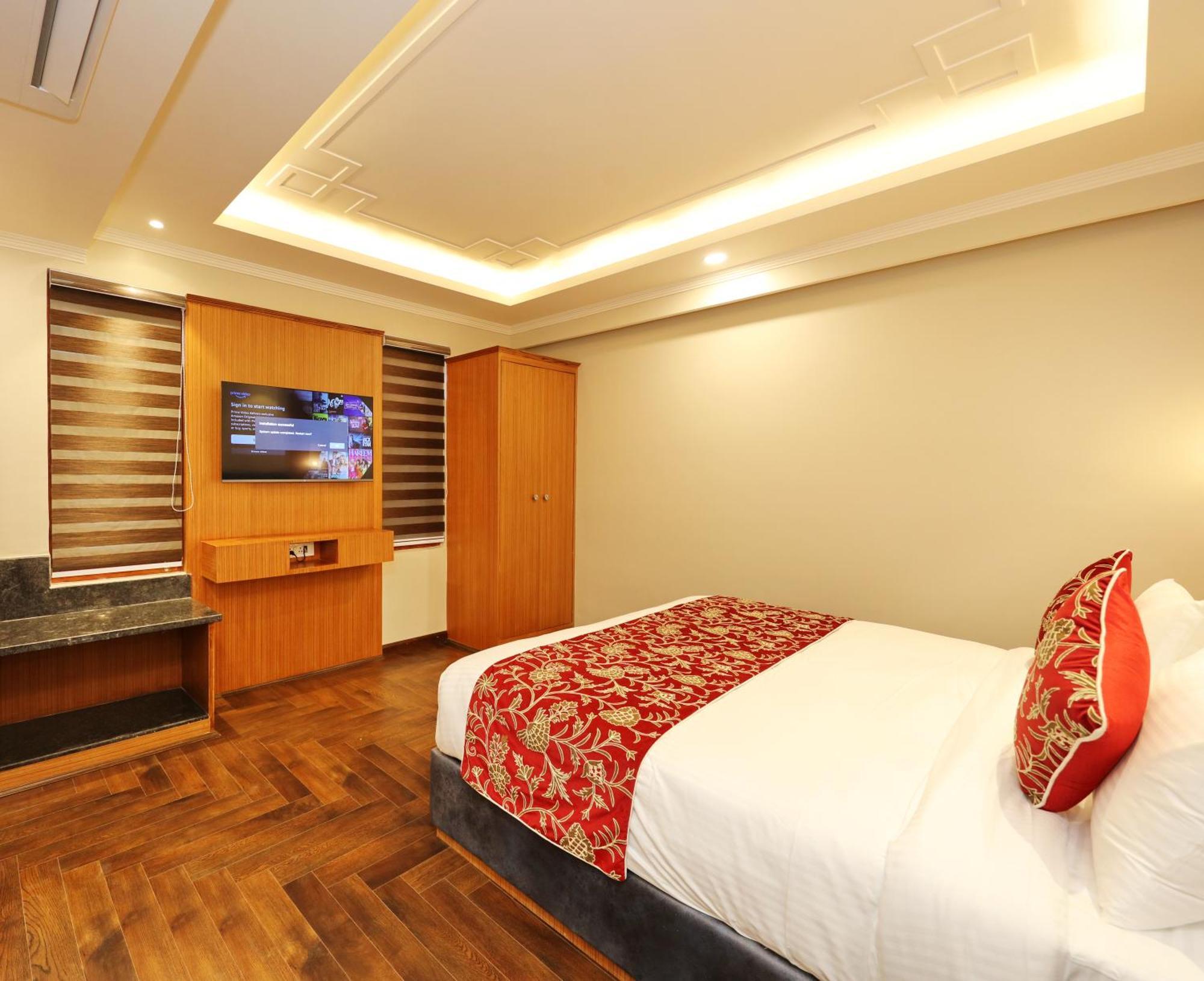 Hotel Blanco Srīnagar Dış mekan fotoğraf